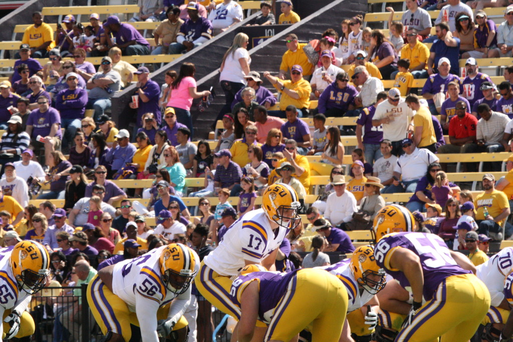 Rivers lines up and looks over the defense.