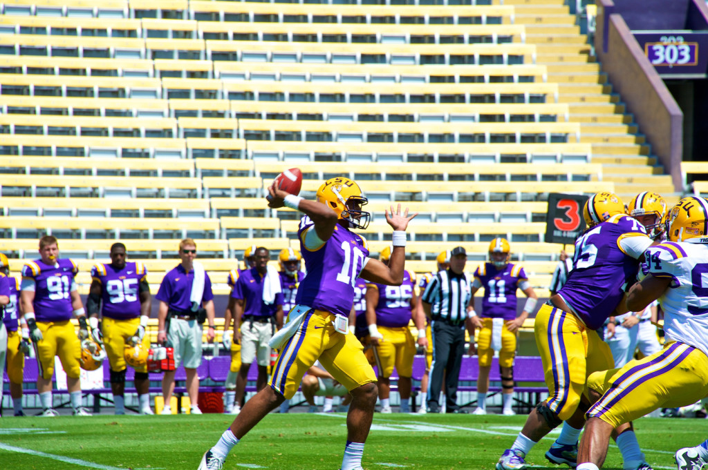 Jennings getting ready to release the ball.