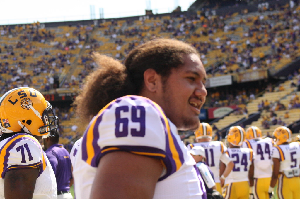Fehoko Fanaika getting ready for the Gators.