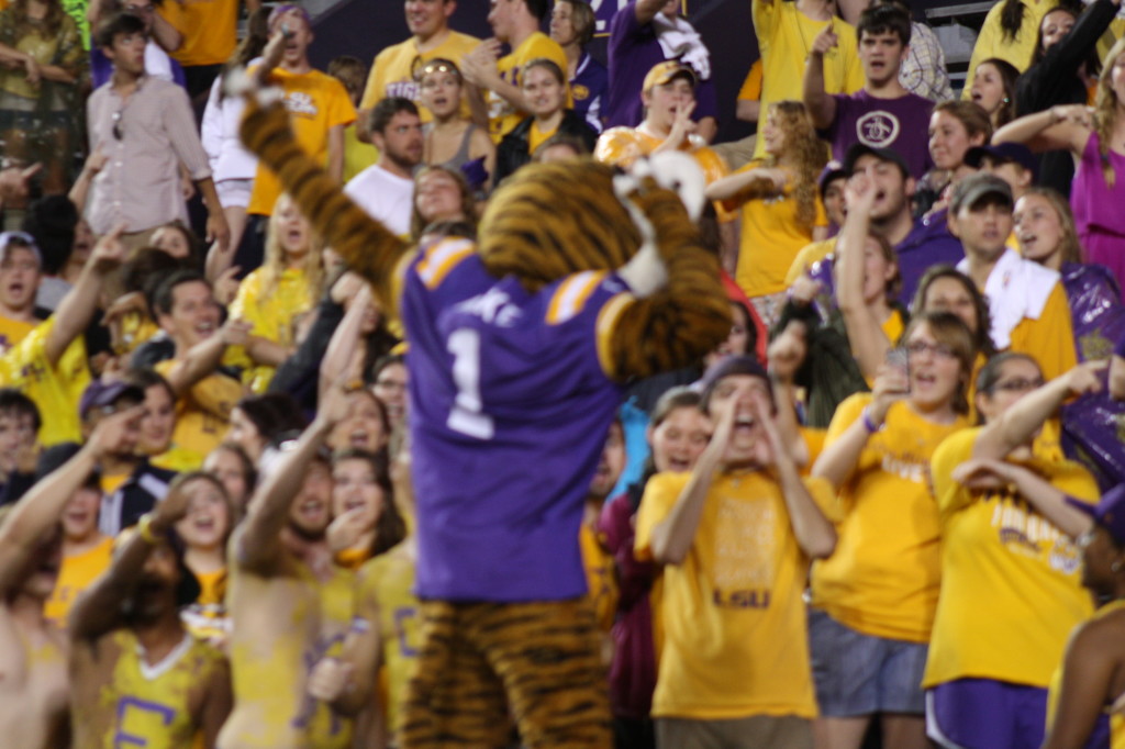 Mike the Tiger getting the student section fired up...