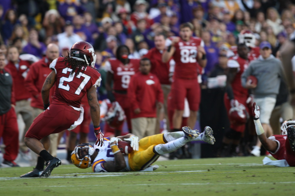 no.80 Landry grabs the ball.