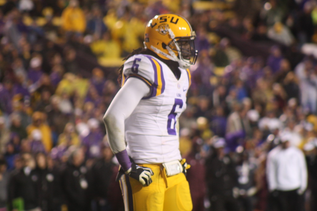 no.6 Lofton plenty of tackles and a big interception on the 7yrd line.