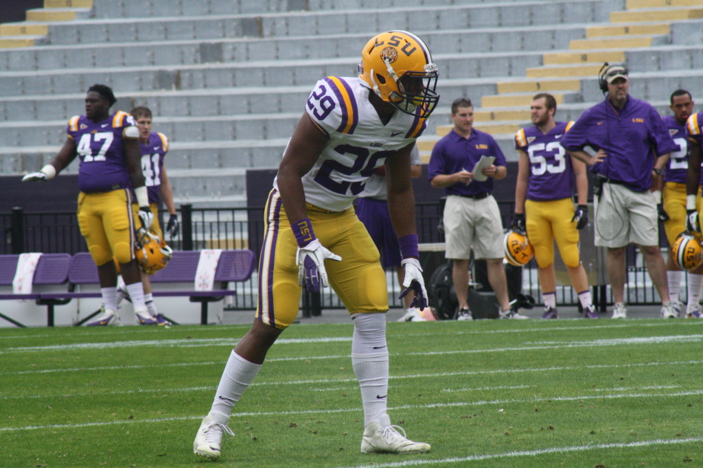 SS Rickey Jefferson getting set for the play