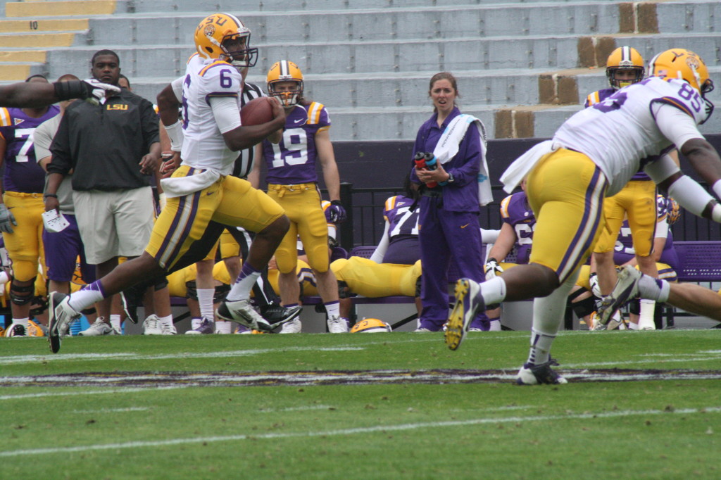 QB Brandon Harris running on air...