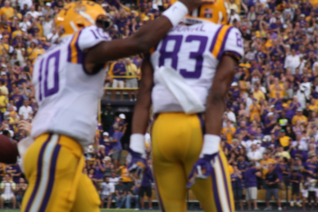 Qb Jennings celebrates with Wr Dural after his Td catch