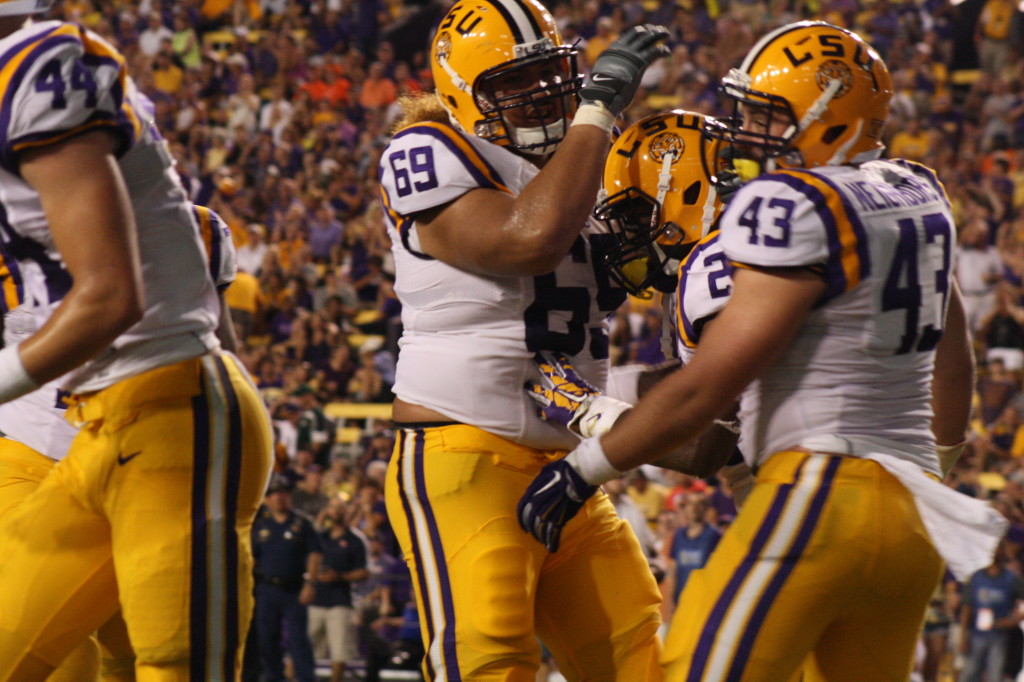 OT Coco congrats RB Hillard on a 2 point conversion