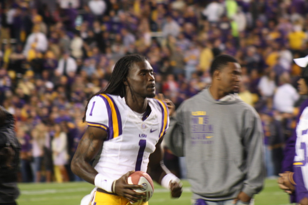 LSU Quantavius Leslie runs out on the field for Senior Day 