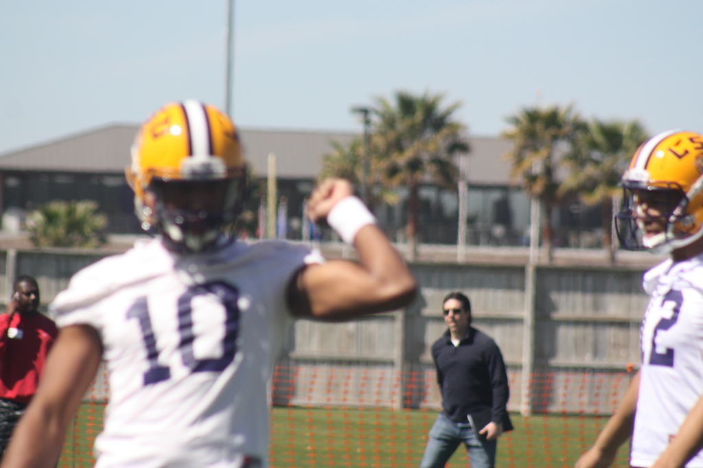 QB Jennings doing some throw techniques. 