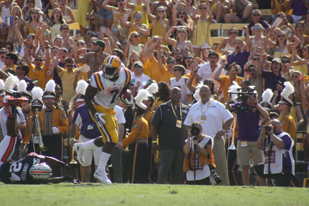 LSU Fournette looks around for anymore challengers.