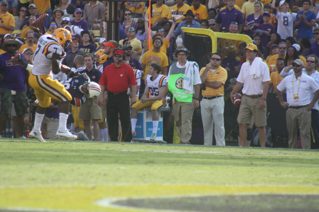 There goes a Auburn defender saying Fournette would be no trouble to tackle.