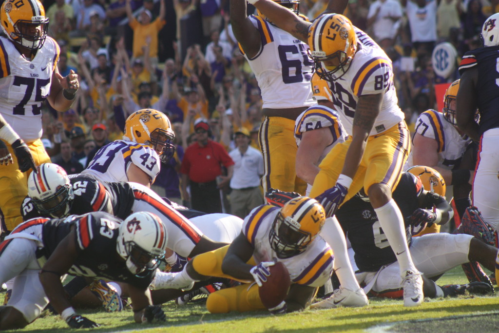 Fournette scores again and Desean Smith is excited.