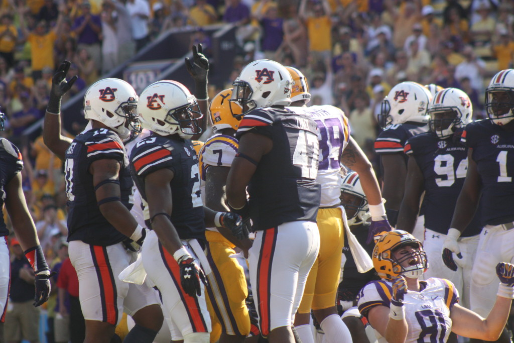 LSU te Jeter is excited after Fournette scores a td....