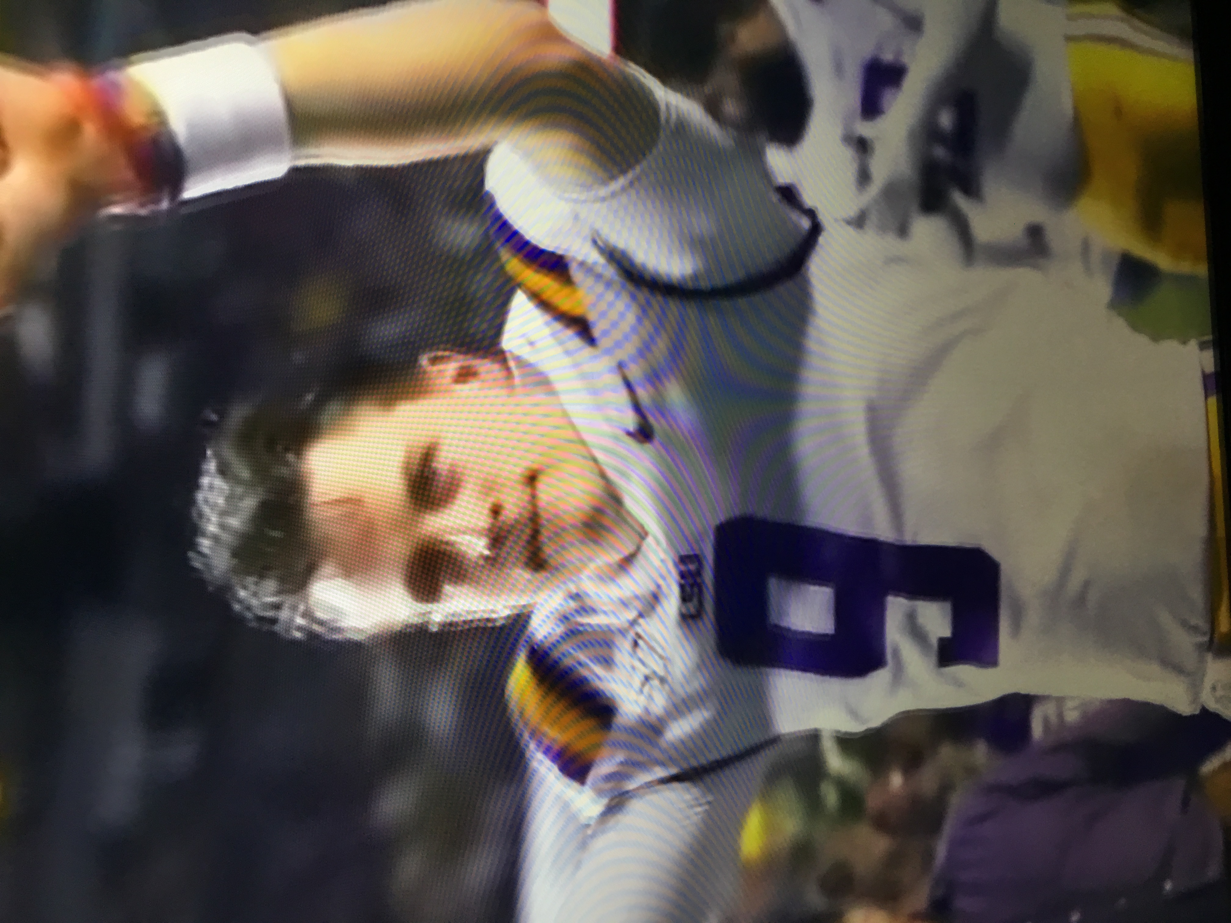 145BE6C8-9066-4AFB-B8A2-08DEAFB1ACF5